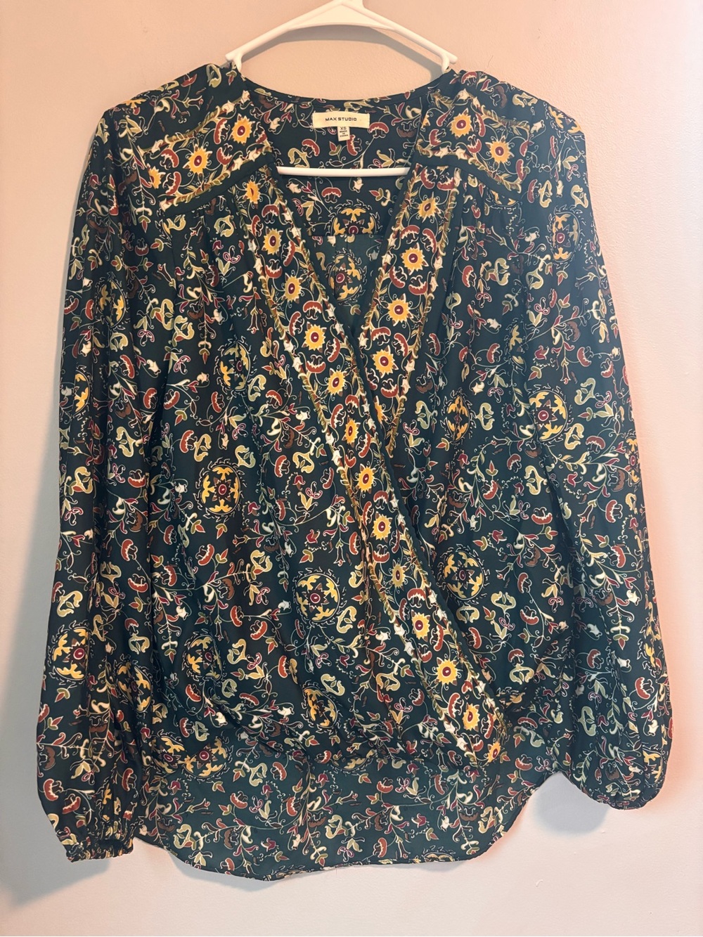 Max Studio Long Sleeve Green Floral High-Low Blouse